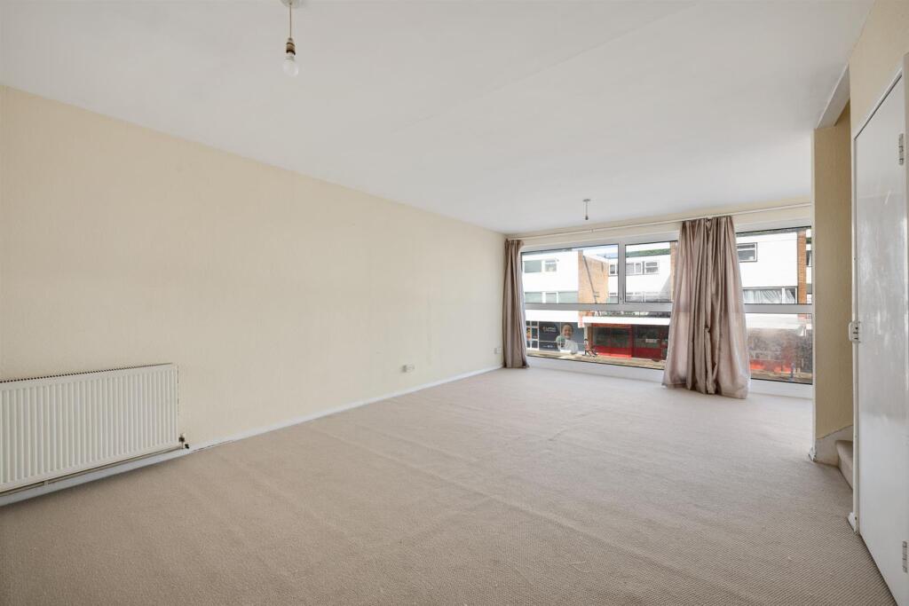 Apartment in Bromley - View 4