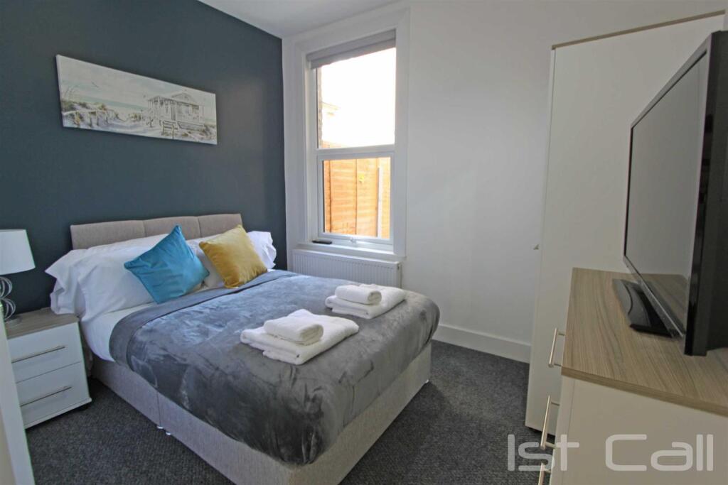 House in Southend-on-Sea - View 2