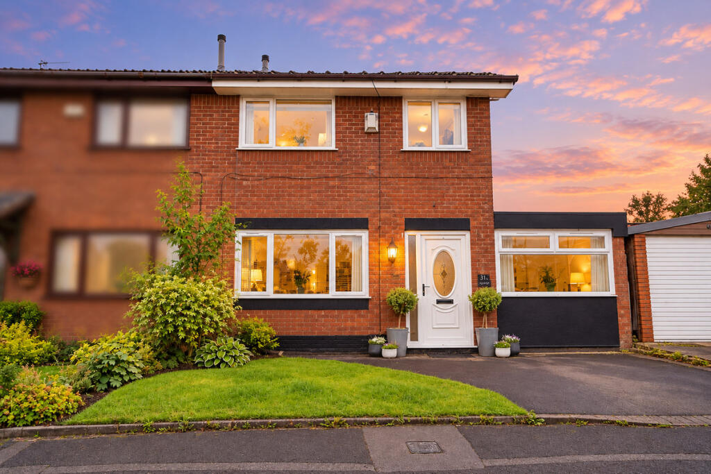 Main image of property: Bullcote Green, Oldham, OL2