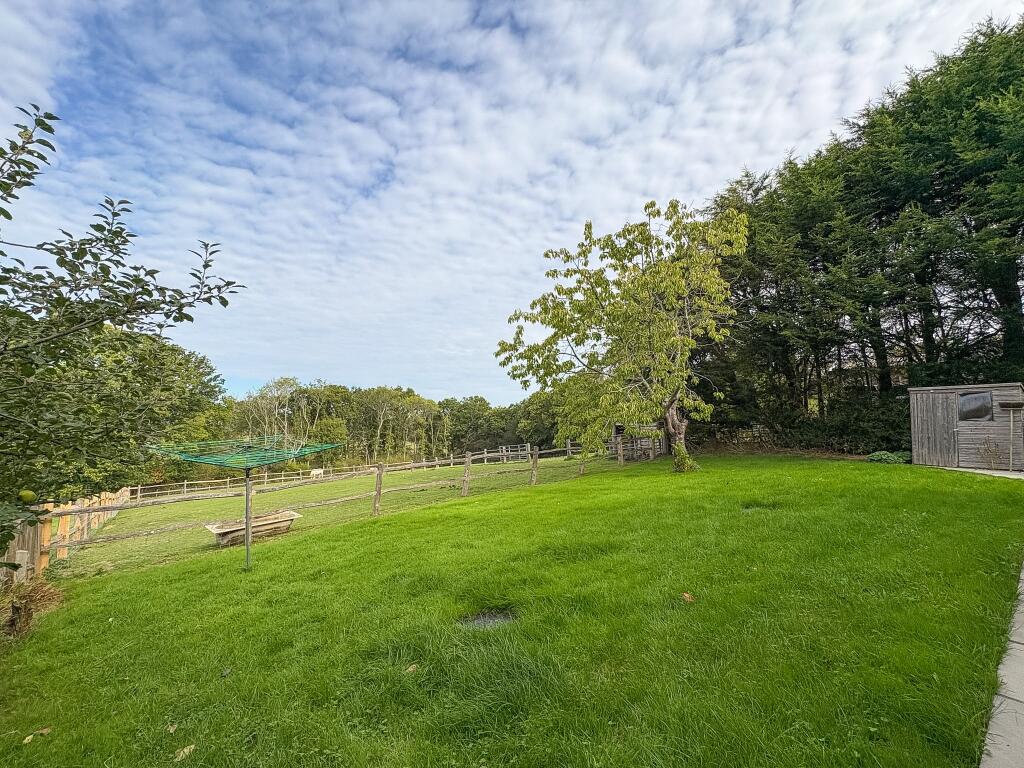 House in Wealden, Buss's Green, Wadhurst - View 4