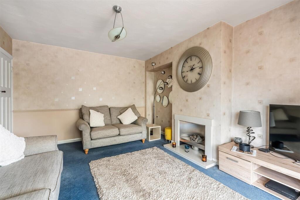 House in Oxted, Holland - More