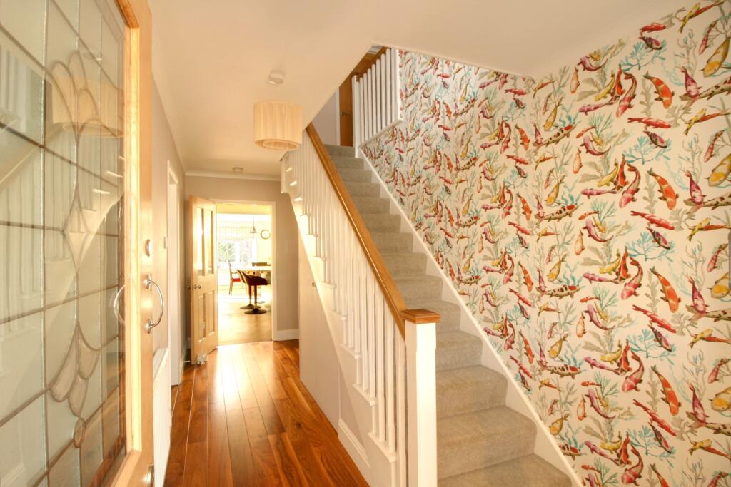 House in London - View 2