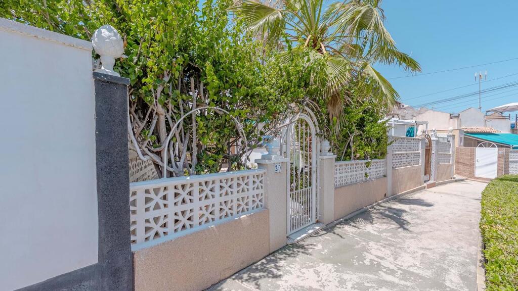 Main image of property: Valencia, Alicante, Los Balcones