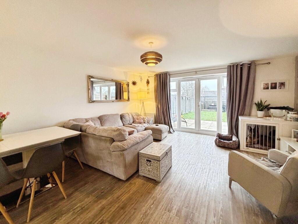 Dacey Drive, Upper Heyford, Bicester photo 4
