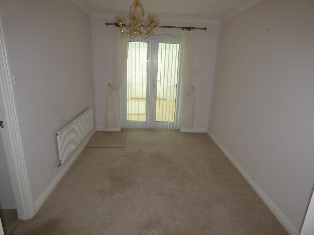 House in Cardiff, Porthcawl - View 3