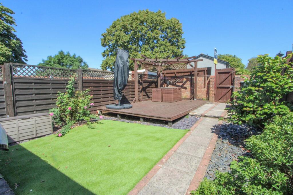 Main image of property: Bredon, Yate, BS37