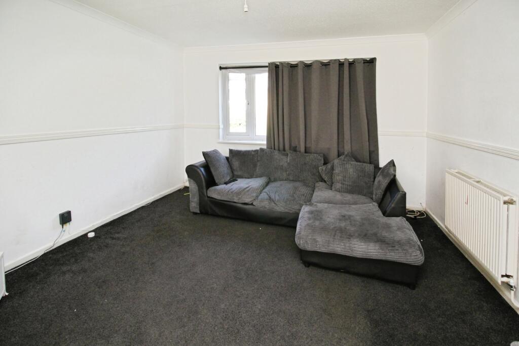 White Alder, Stacey Bushes, Milton Keynes - View 5