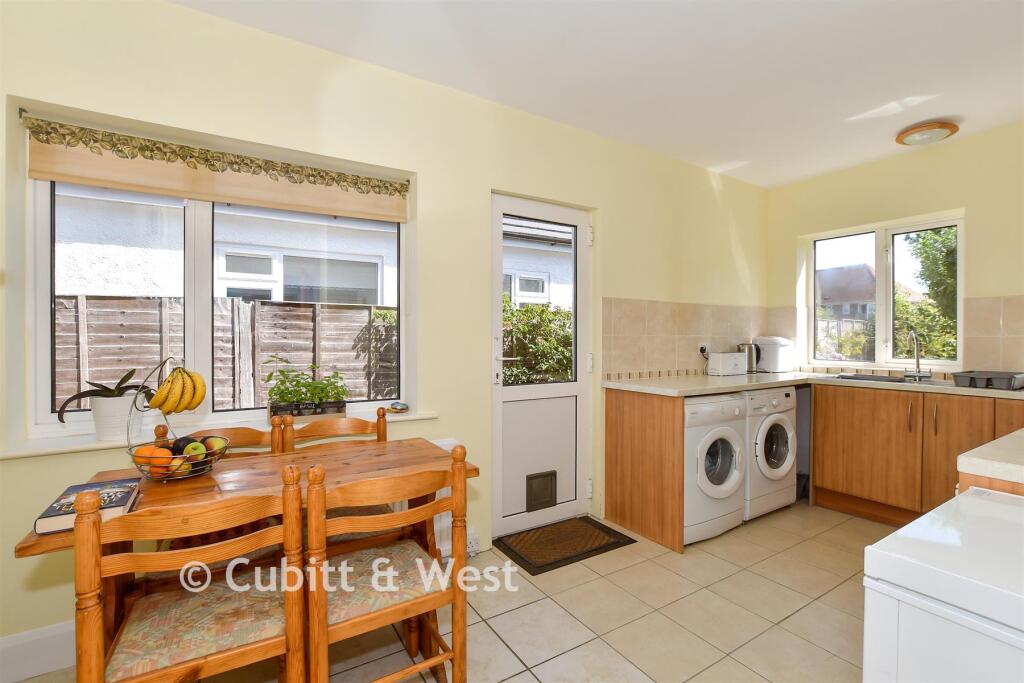Felpham Gardens, Bognor Regis, West Sussex - View 6