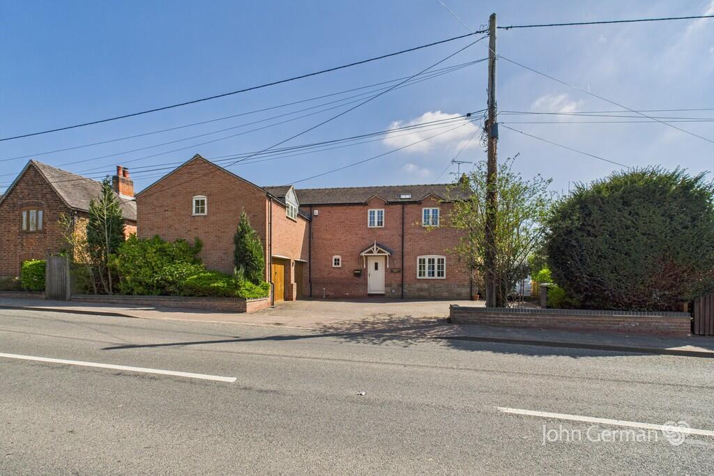 5-bed detached on Wood Lane, Yoxall, £625,000