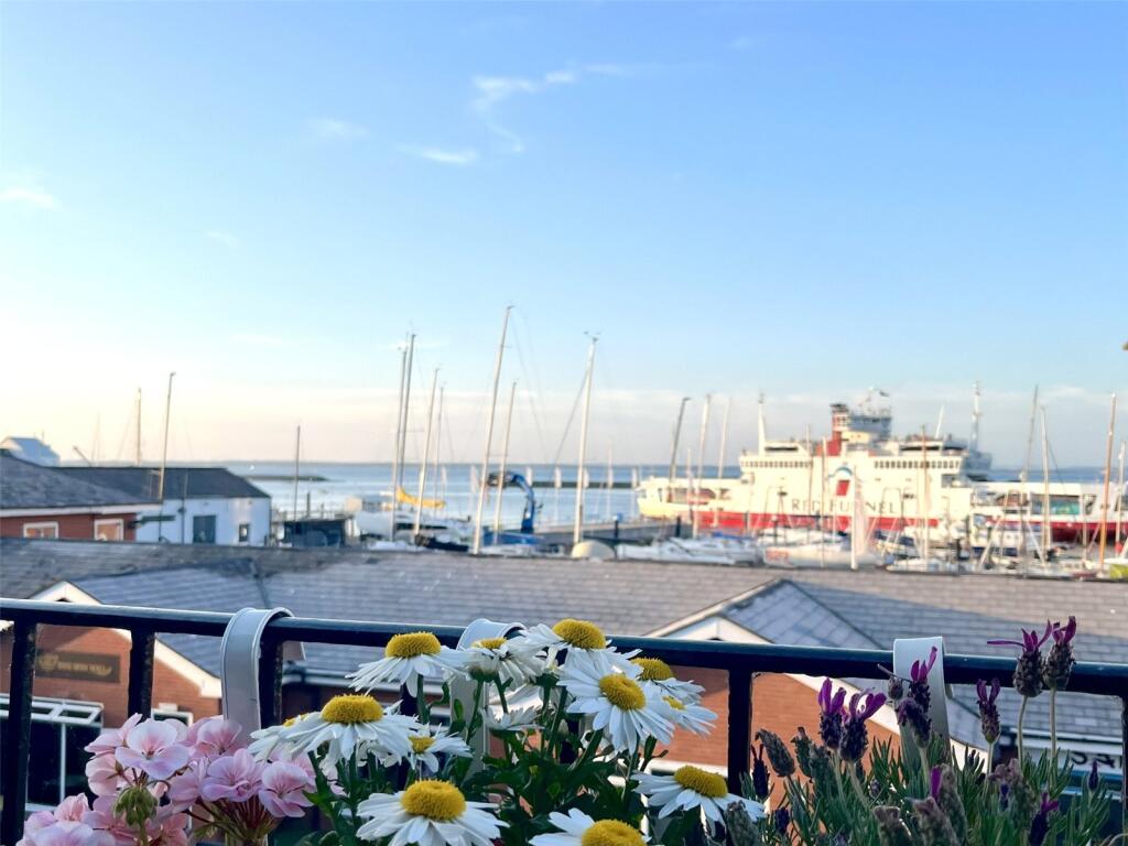 Main image of property: Medina Road, Cowes, Isle of Wight