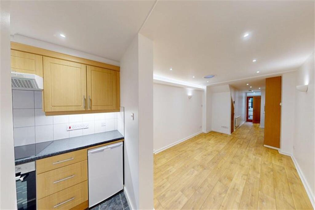 Main image of property: Smarts Lane Mews, Smarts Lane, Loughton, IG10