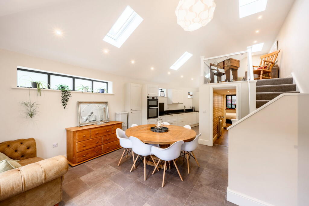 House in Walsall - View 4