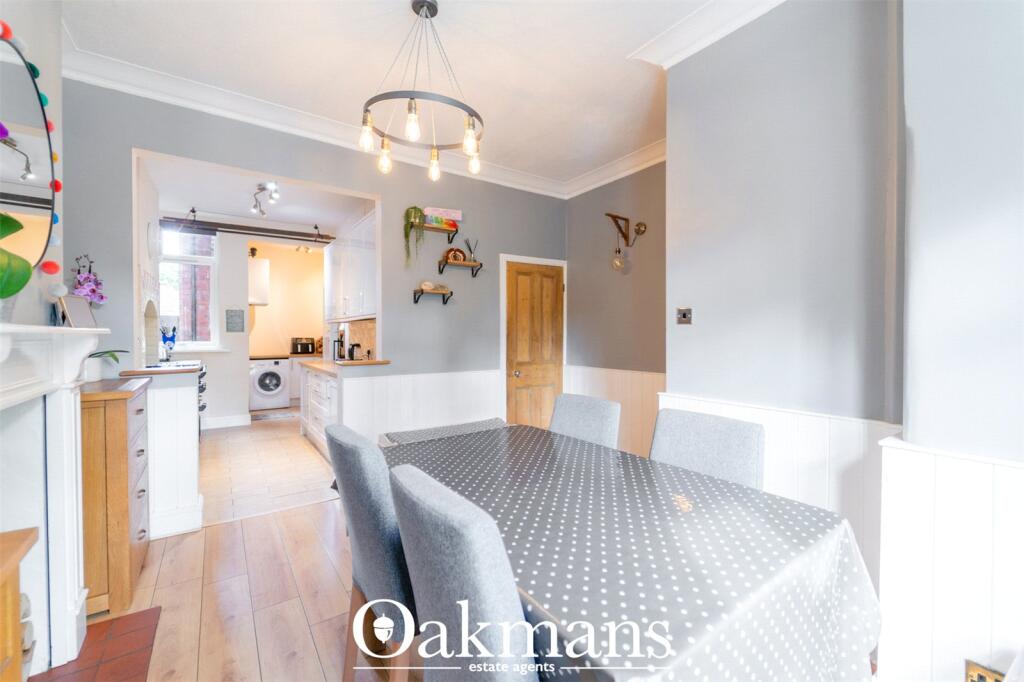 House in Bromsgrove, Barnt Green - More