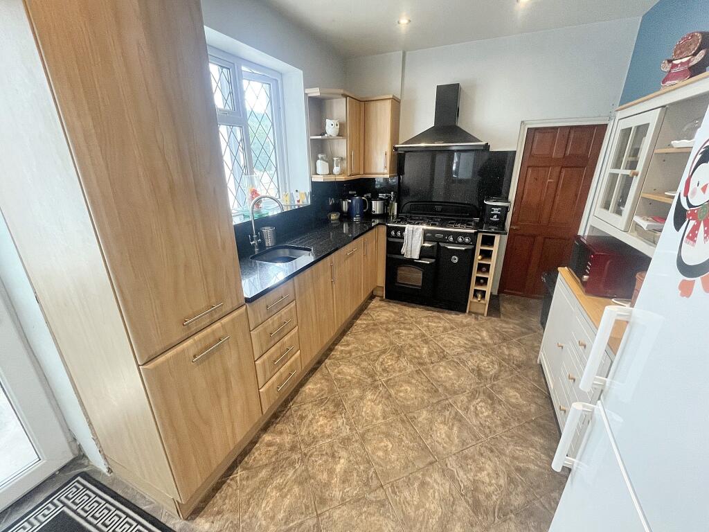 Glyn Street, Ynysybwl, Pontypridd photo 2