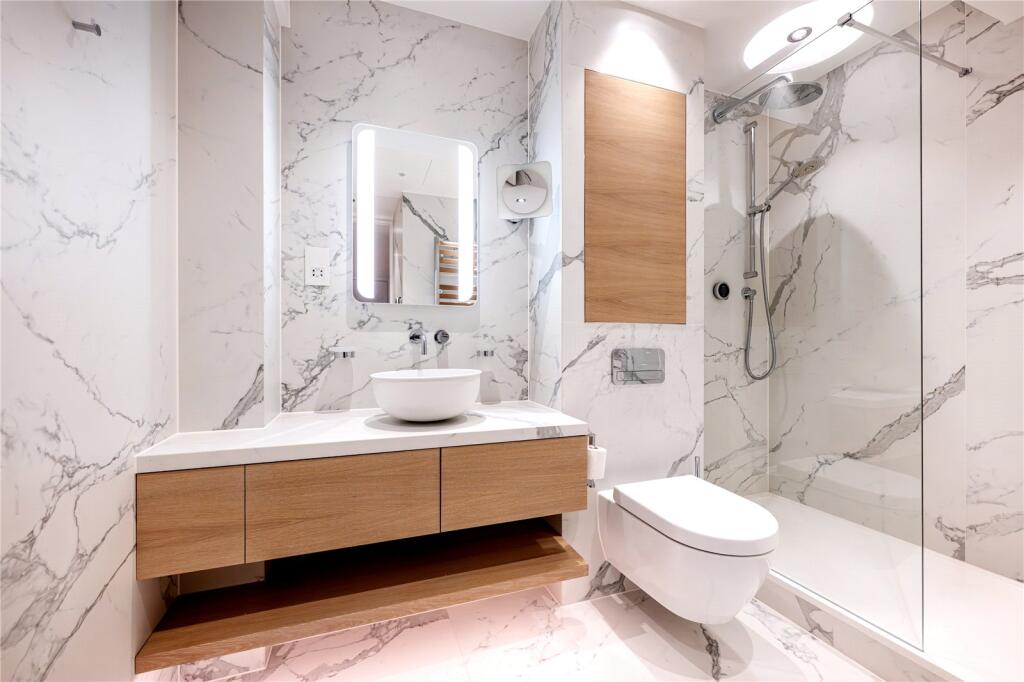 2 bedroom penthouse for rent