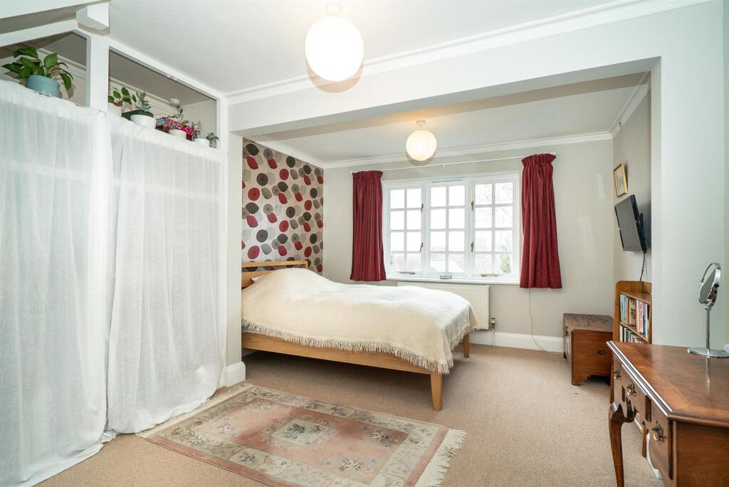 Additional image 19 of Townsend Drive, St. Albans