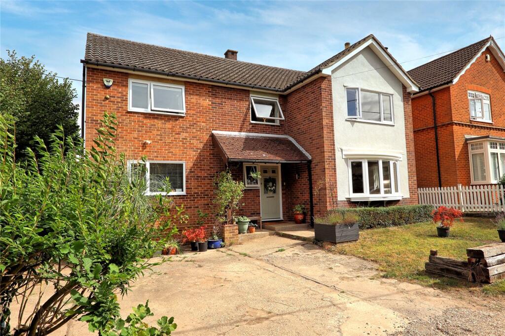 Main image of property: Valley Road, Braintree, Essex, CM7