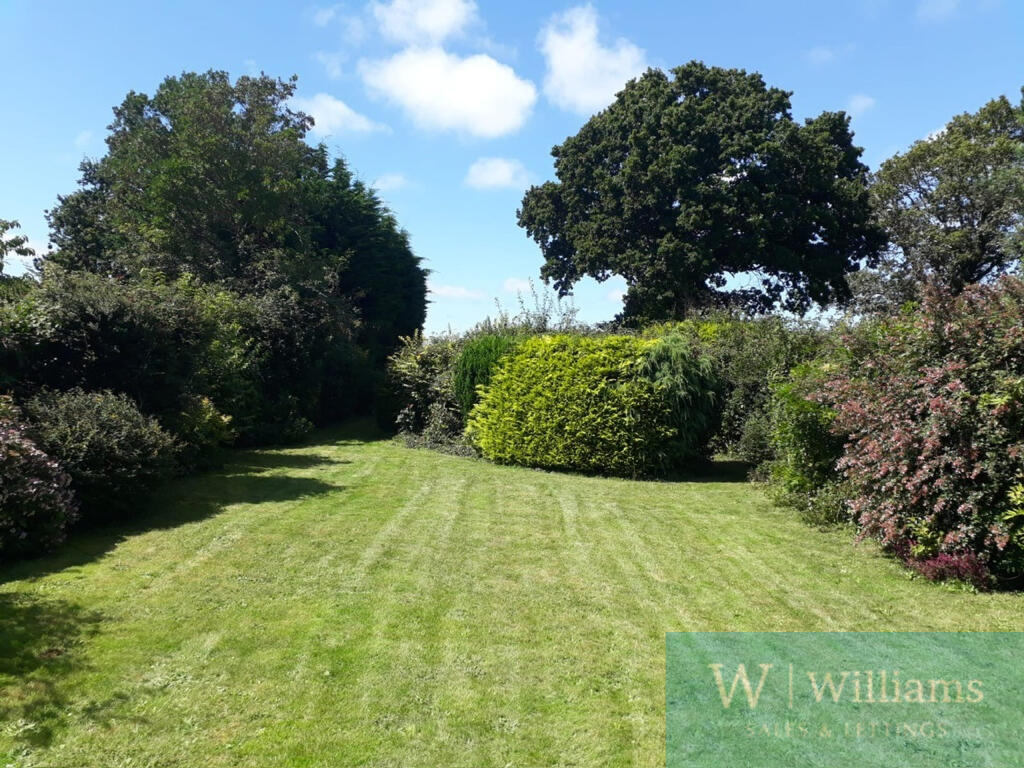 Palmers Road, Wootton Bridge, Ryde, Isle Of Wight photo 2