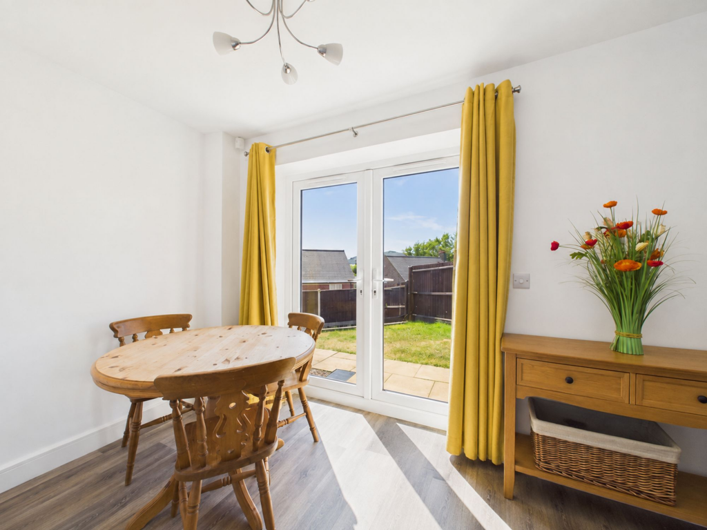 House in Derbyshire Dales, Matlock Town - More