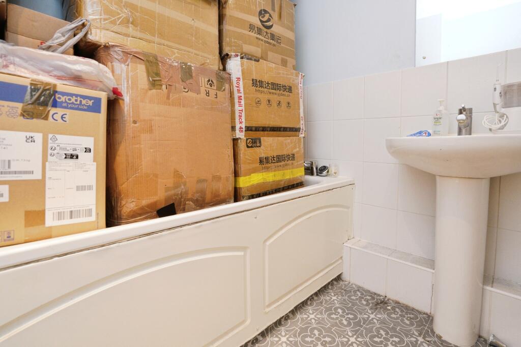 Additional image 9 of North Drive, Hatfield, AL9