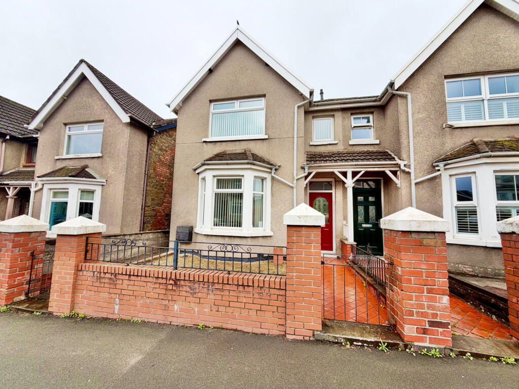 House in Cardiff, Pyle