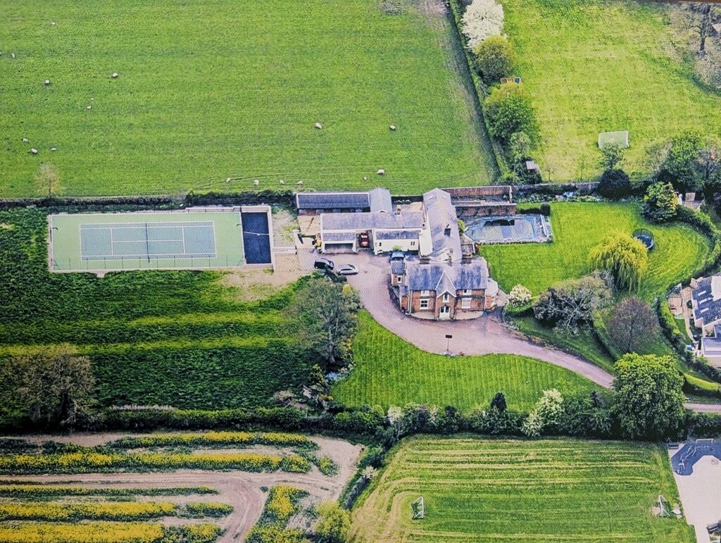 Main image of property: The Glebe House, Main Street, Kilby, Wigston, Leicestershire, LE18 3TD