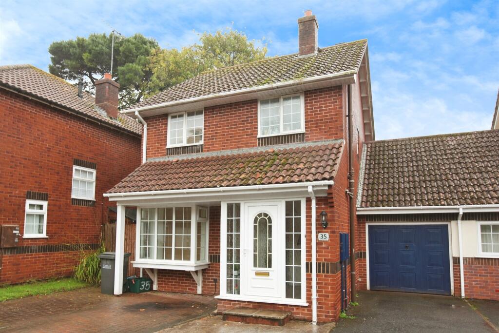Main image of property: Washington Close, Paignton