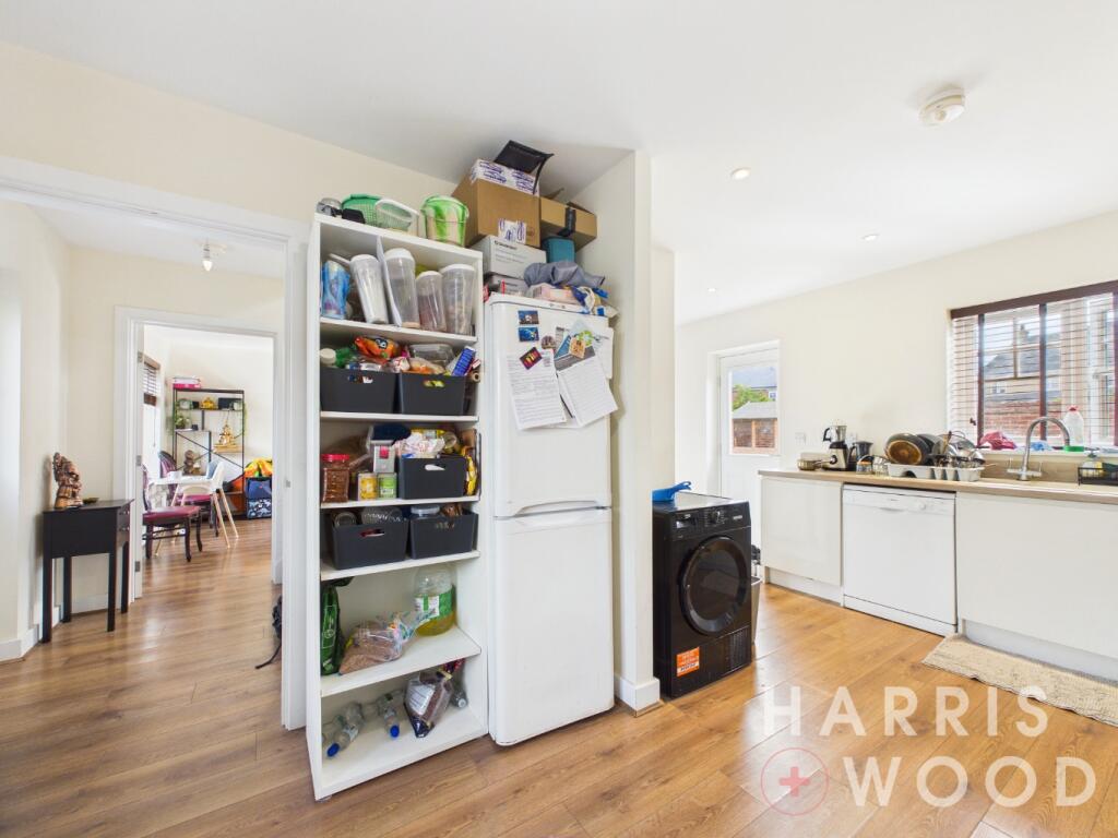 House in Colchester, Myland, Mile End - More