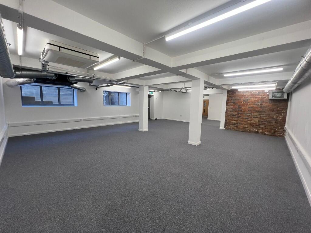 Additional image 4 of Suite 10 Black Country House, Rounds Green Road, Oldbury, West Midlands, B69 2DG