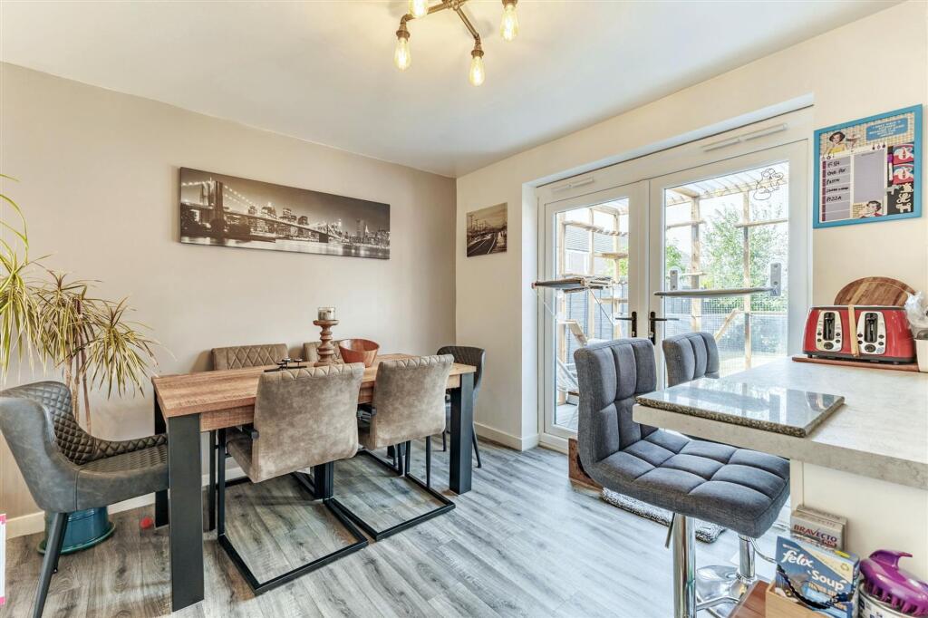 Westcott Way, Pershore, WR10 photo 3