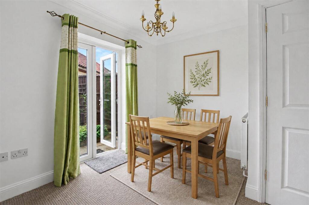 House in Ipswich - View 3