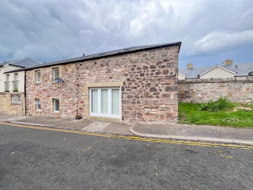 Main image of property: Governors Gardens, Palace Street East, Berwick-Upon-Tweed