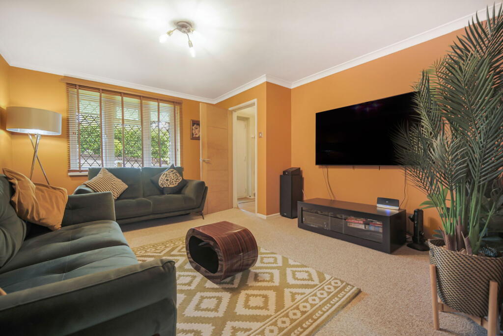 House in Nantgarw, Taffs Well - View 5