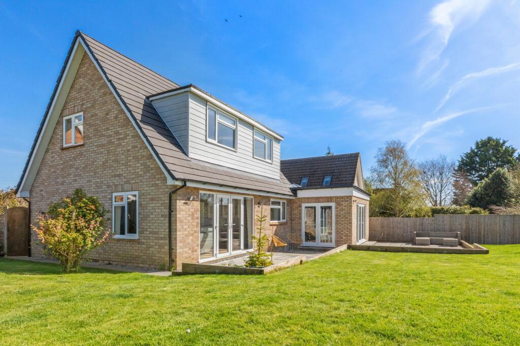 Main image of property: Bernards Close, Chearsley, HP18