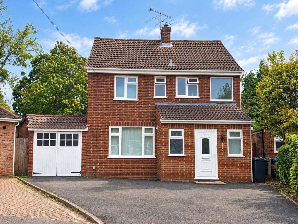 Main image of property: Mills Spur Old Windsor, Old Windsor, Windsor, Berkshire, SL4 2ND