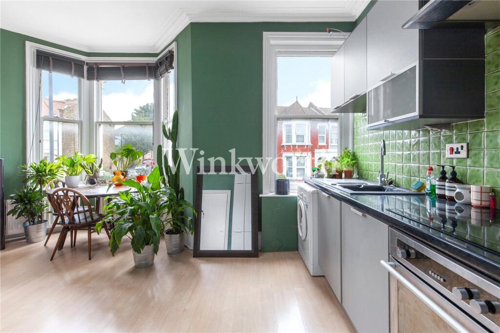Apartment in London - View 4