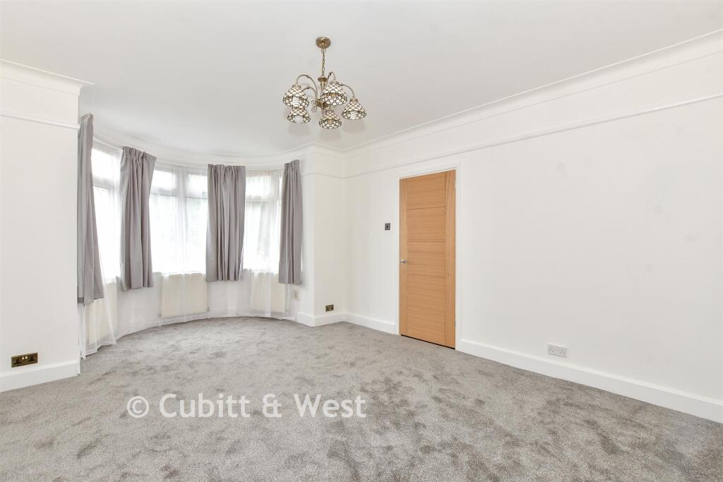House in Portsmouth, Hilsea - View 3