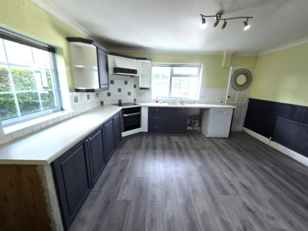 House in Bassetlaw, East Markham - View 4