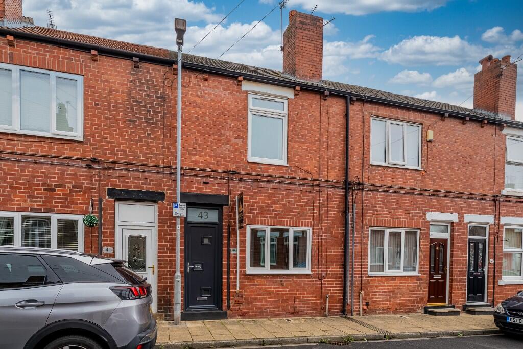 Main image of property: Manor Grove, Castleford, West Yorkshire, WF10