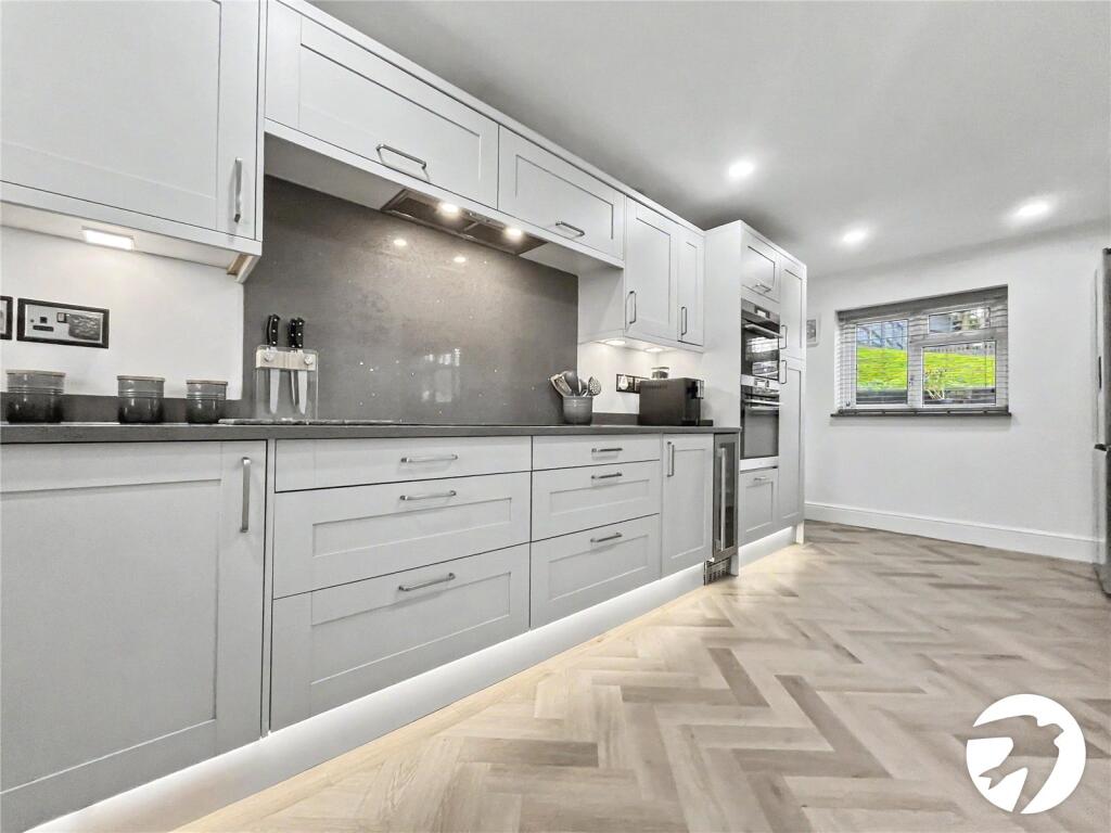 House in Chatham, Medway - View 3