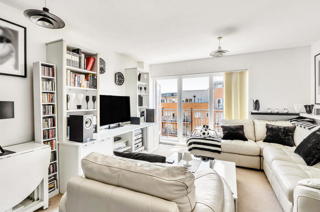 Apartment in London - More