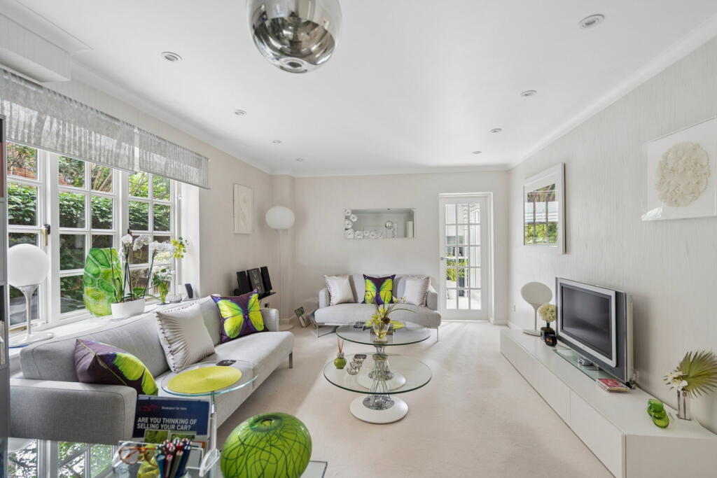 House in Harrow - View 3