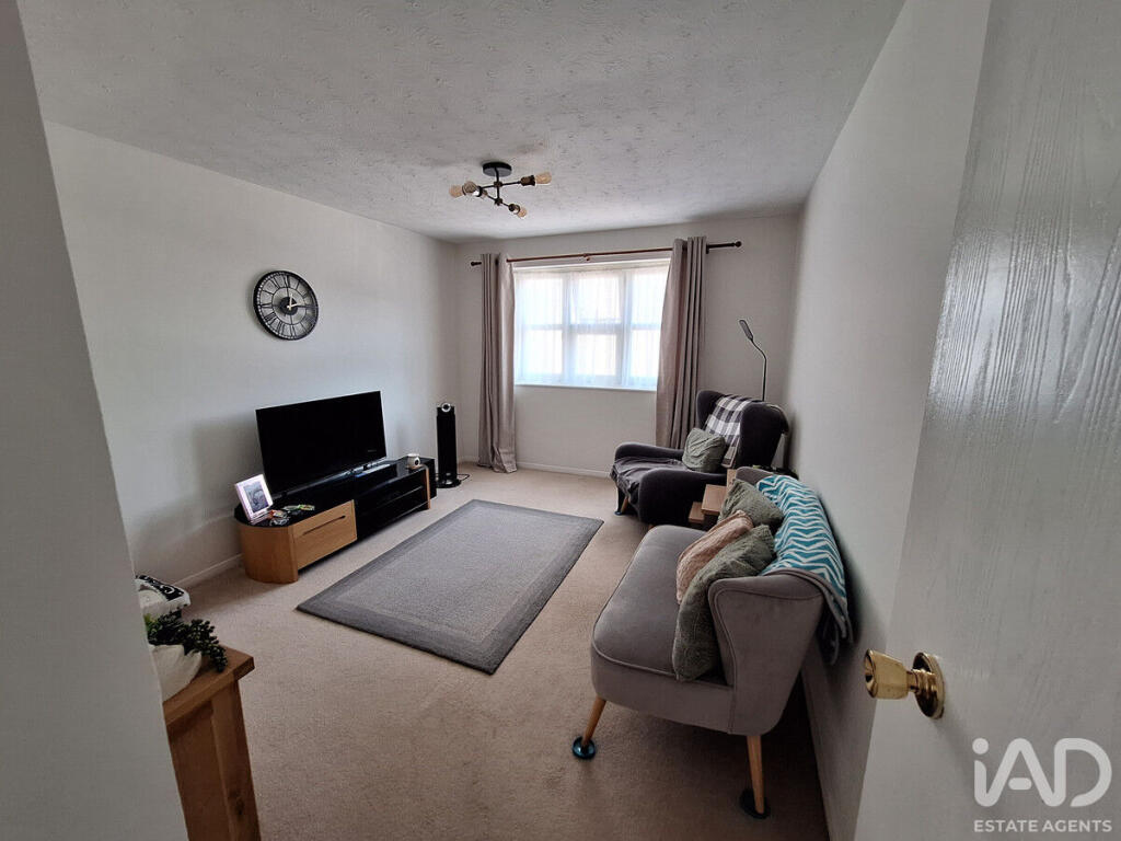 Apartment in Chelmsford - View 2