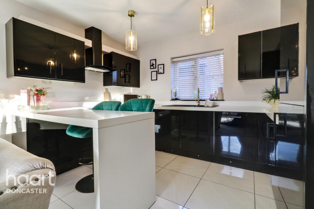 Main image of property: West Street, Thorne, Doncaster