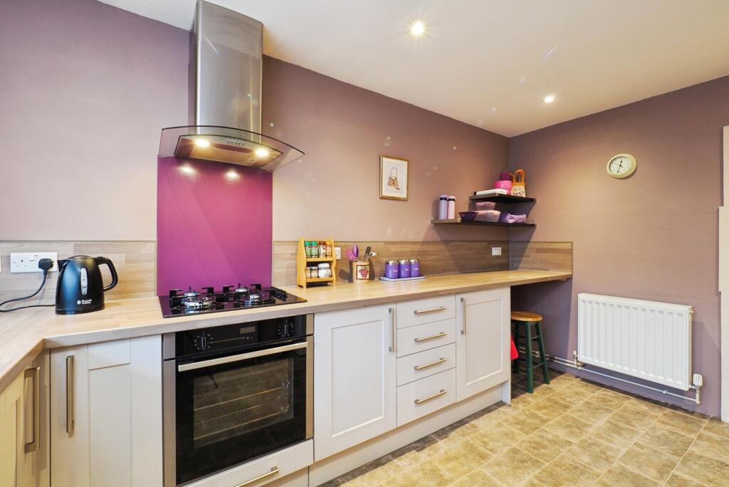 Bramcote Lane, Beeston, Nottingham, Nottinghamshire, NG9 photo 2