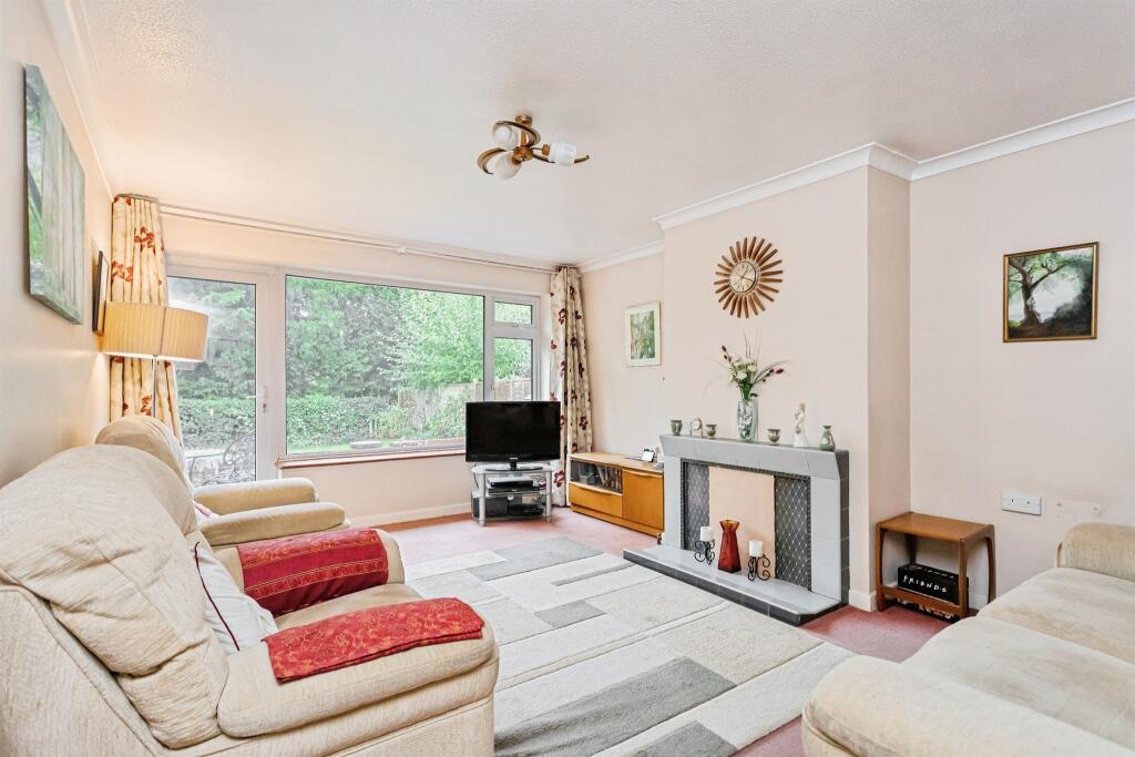 House in Mid Sussex, World's End, Burgess Hill - View 3