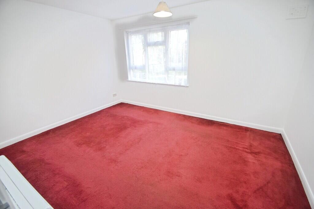 Apartment in Taunton - View 5