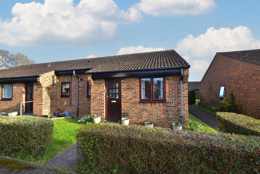 Main image of property: Mandelyns, Northchurch, Berkhamsted