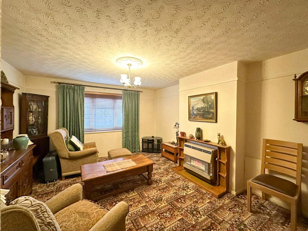 Wood Road, Wombourne, WV5 photo 3