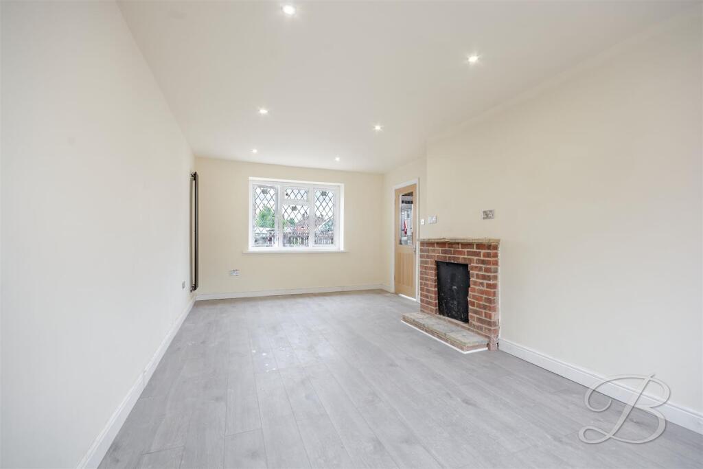 Goodhand Crescent, Mansfield - View 6